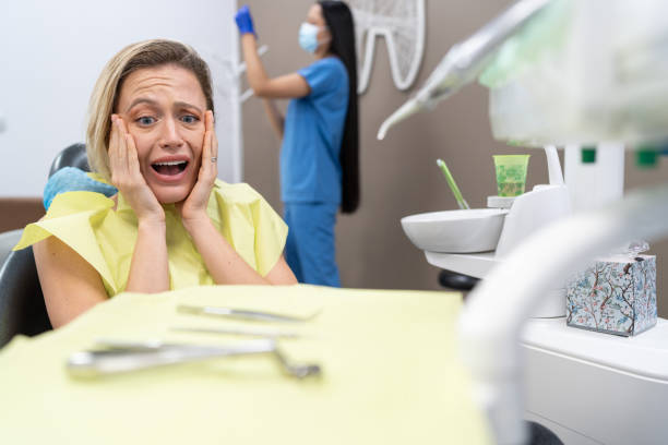 Best Cracked Tooth Emergency Dentist  in Uvalde, TX